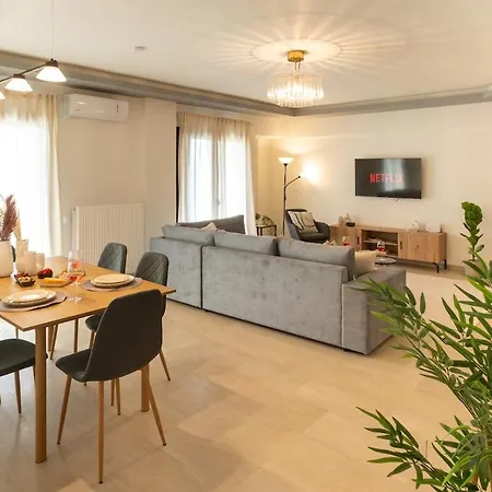 Metropolitan Grand Luxury Апартаменты *